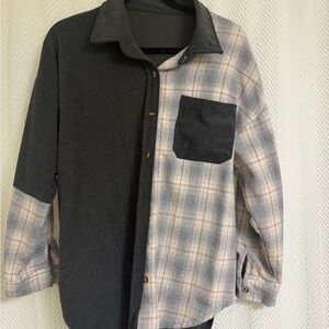 Black and Gray Plaid Short Sleeve Top